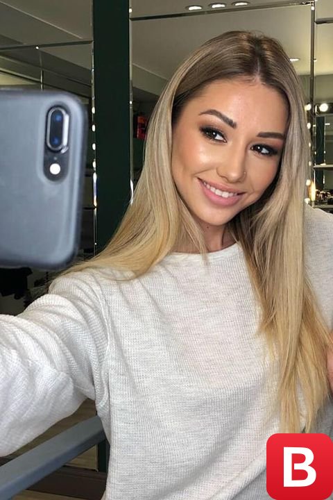 Julide Balatçık Escort Fotoğrafı 2
